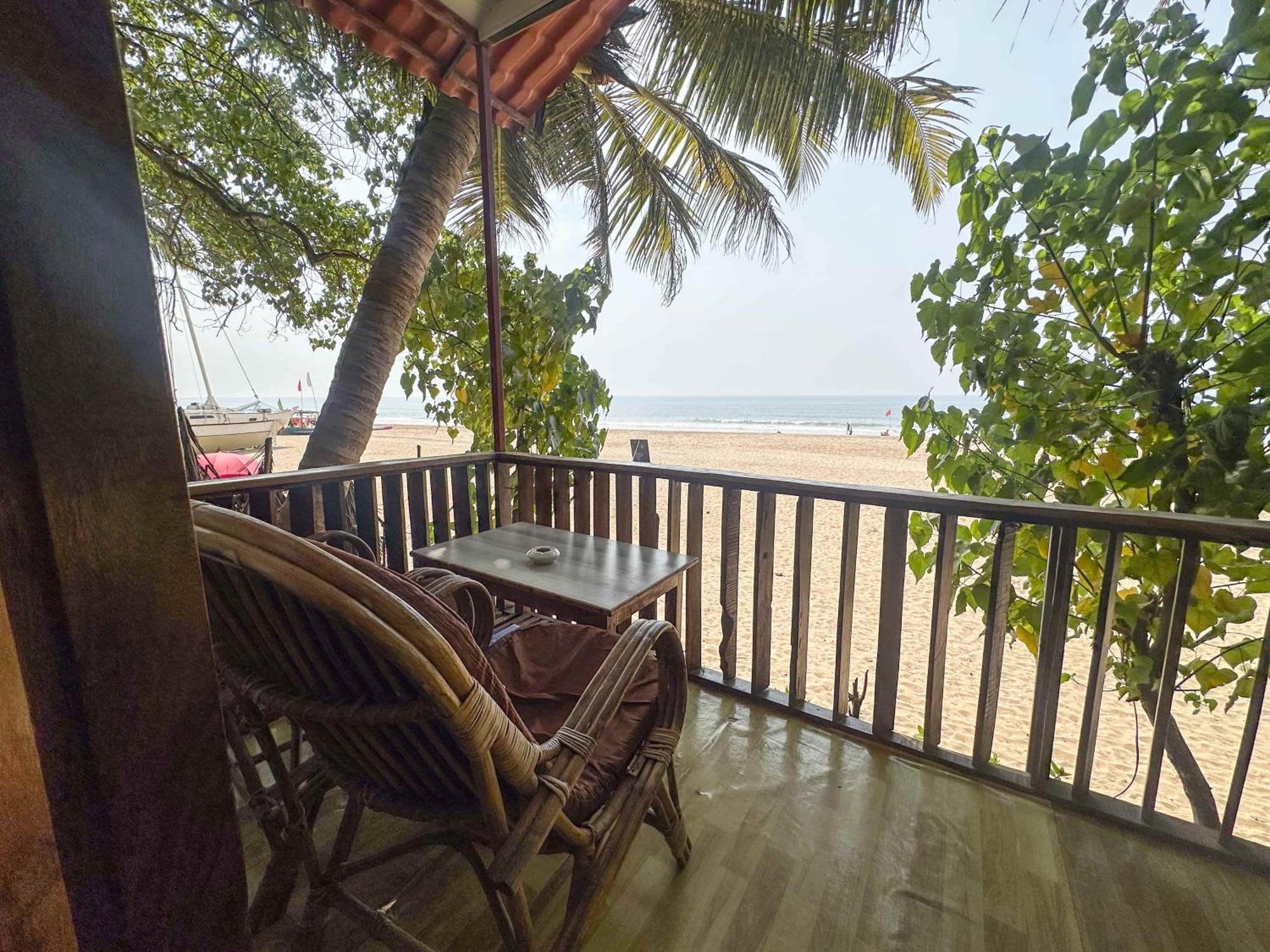 Costantina - Beach * Agonda