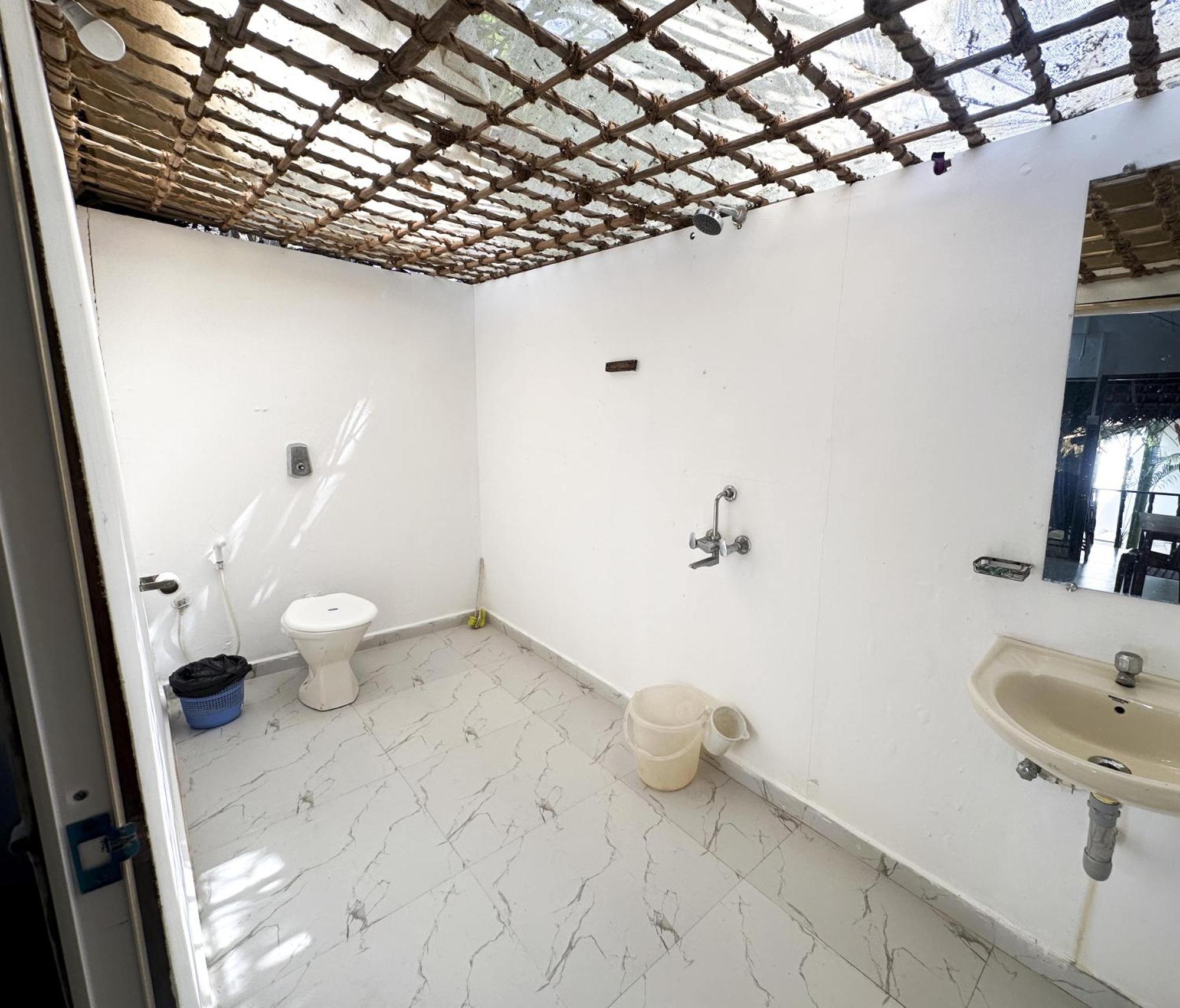 Costantina - Beach Guest house *